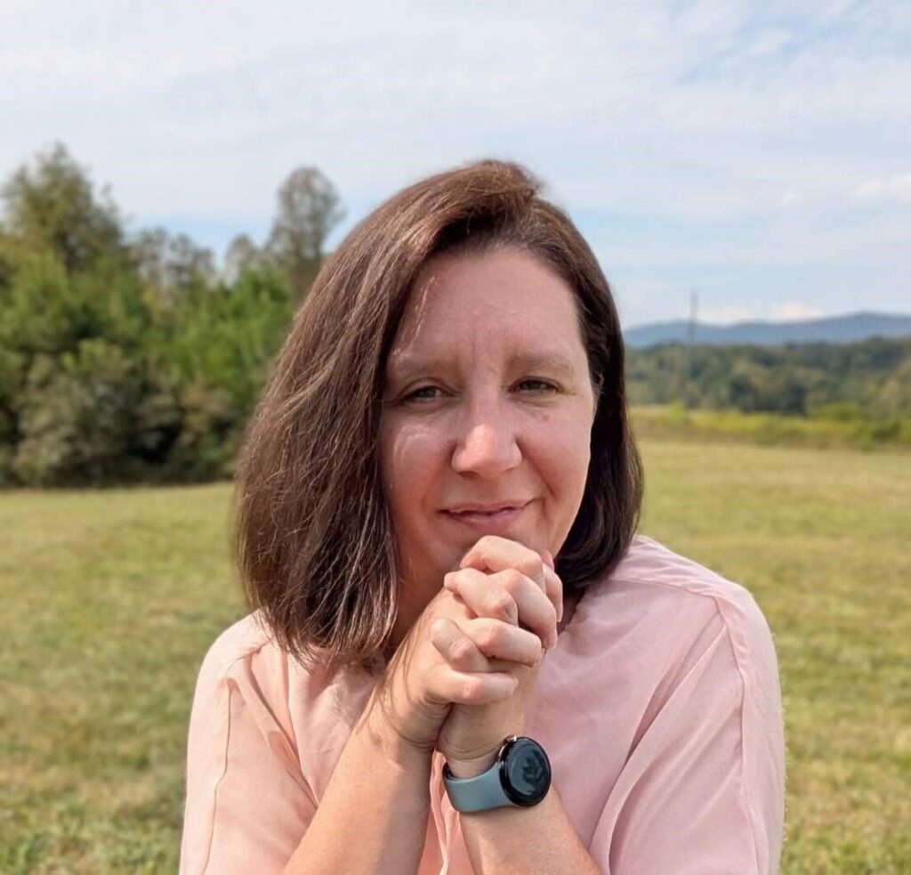 Michelle Miller; Creative Blogging 101; Should I start a blog; blogging tips; blogging advice; tips for beginning bloggers; how to blog; how to write a blog